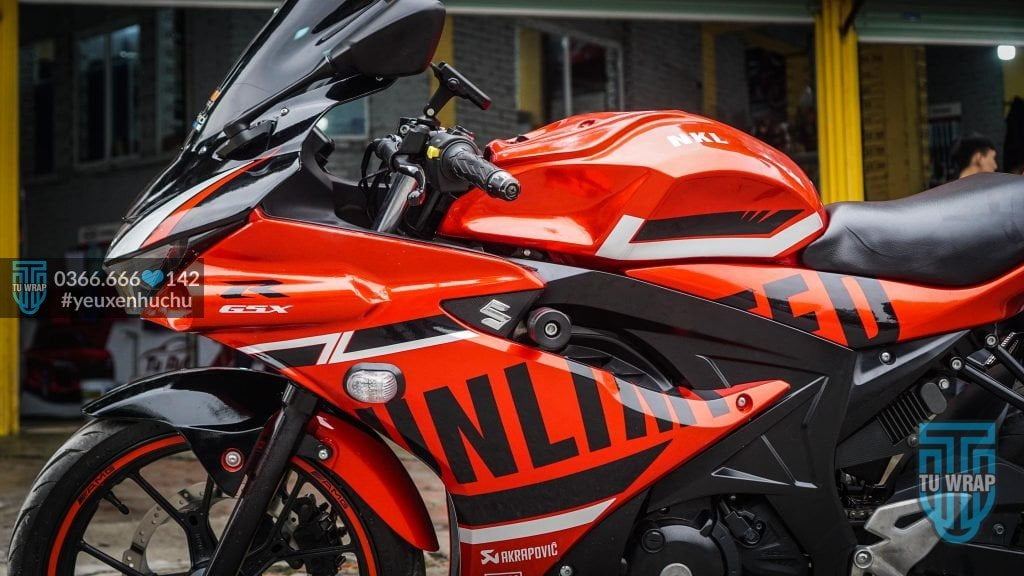 Suzuki GSX R150 lên tem trùm candy Red 16