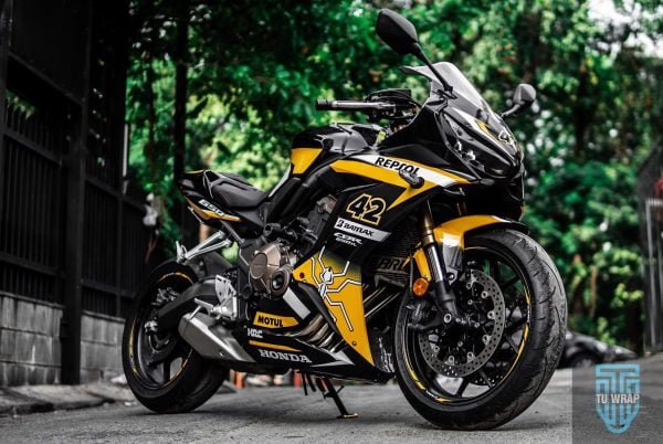 honda cbr 650r đổi màu đen bóng