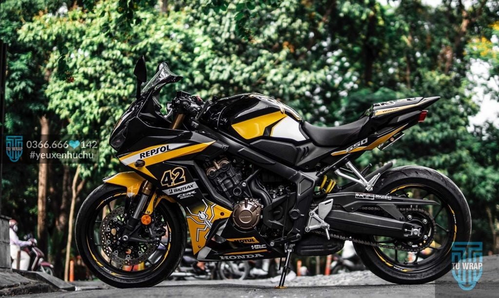 honda cbr 650r đổi màu đen bóng 5