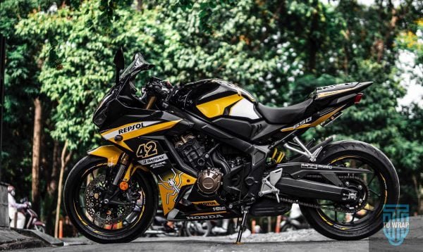 honda cbr 650r đổi màu đen bóng