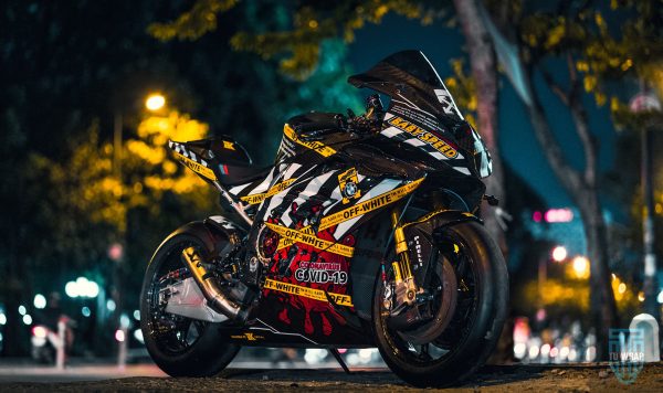 bmw s1000rr covid-19