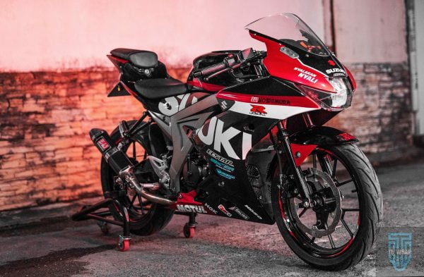 suzuki gsx150r đen cá tính