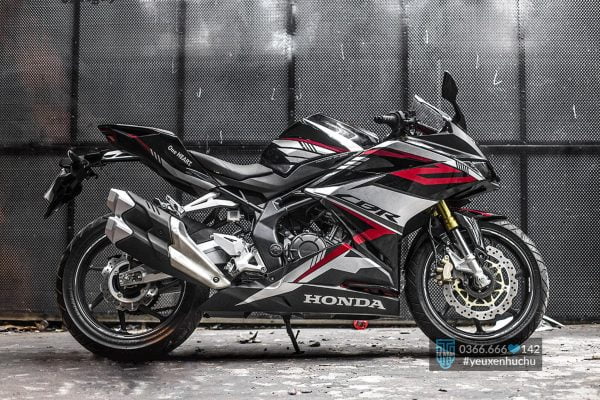 tem xe cbr150 đen bạc candy