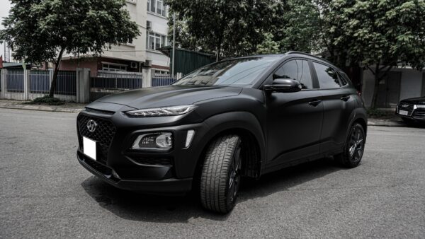 hyundai kona dán đổi màu đen mờ cm01m