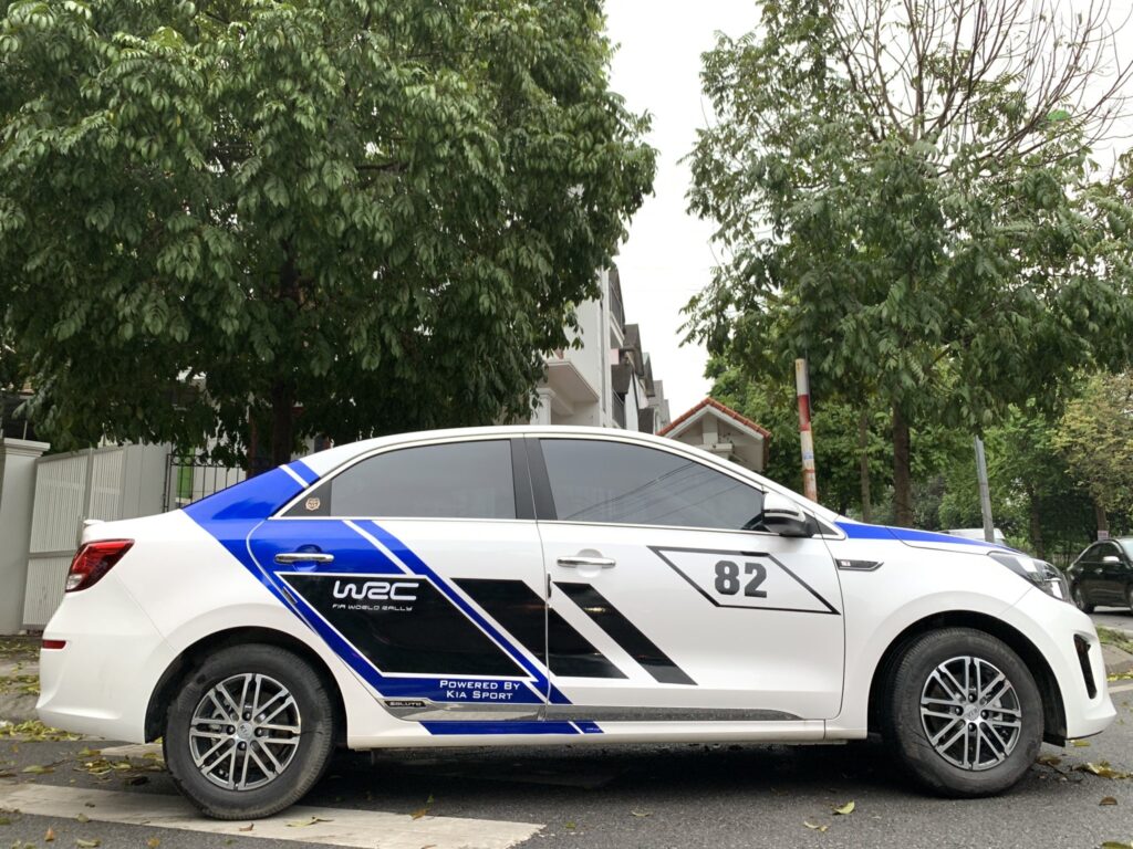 Dán tem sườn xe ô tô Kia Soluto