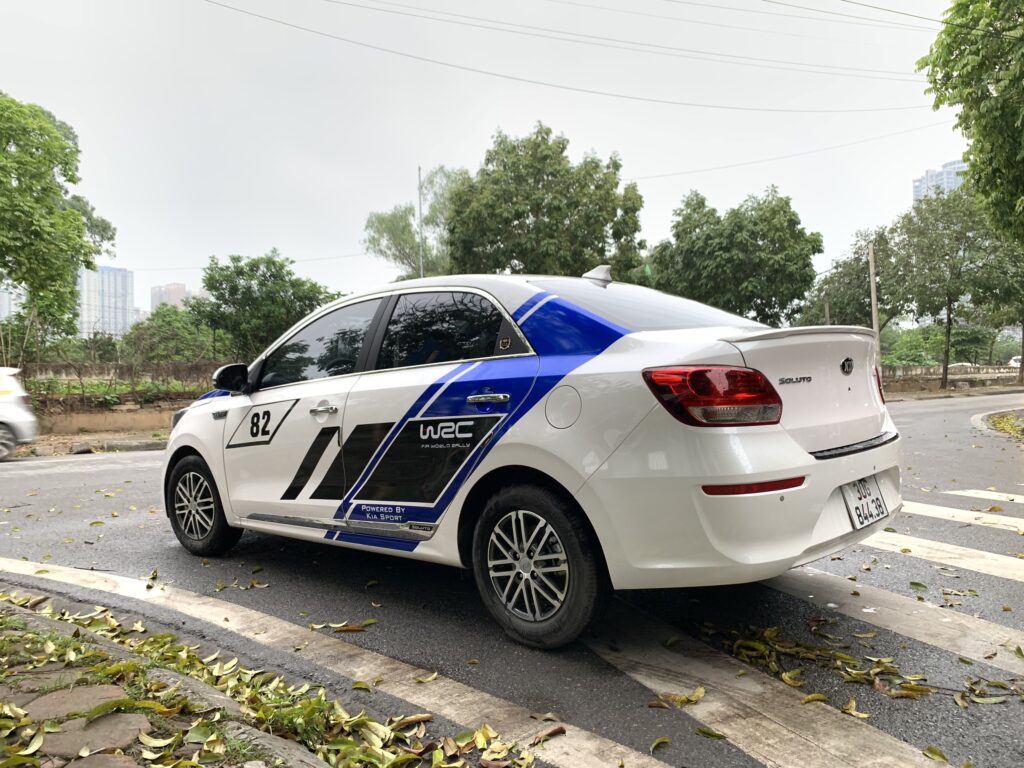 Dán tem sườn xe ô tô Kia Soluto