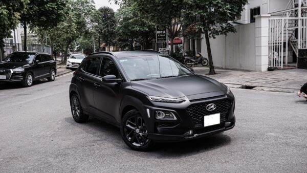 hyundai kona dán đổi màu đen mờ cm01m