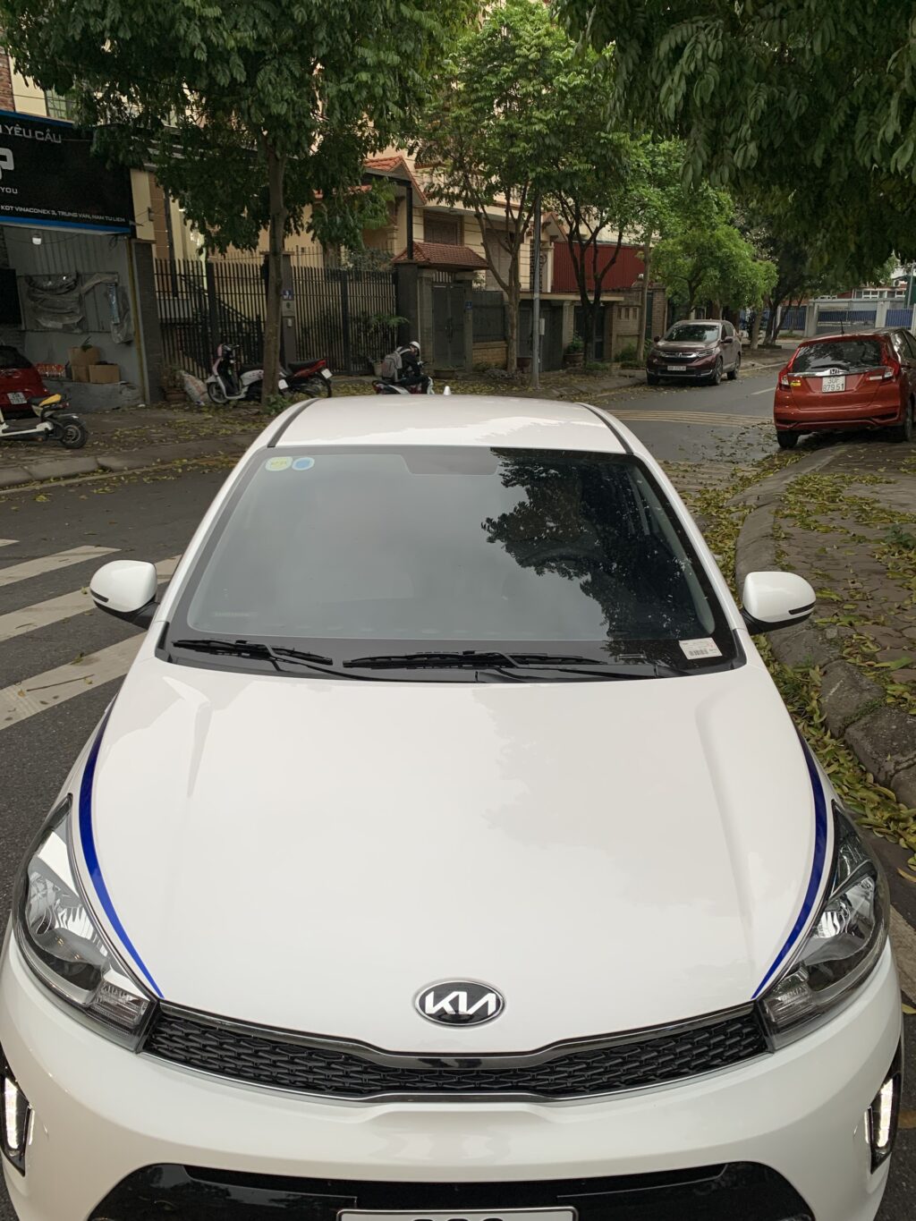 Dán tem sườn xe ô tô Kia Soluto