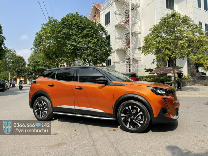 dán nóc đen peugeot 2008 3008 siêu bóng chống hấp thụ nhiệt 8