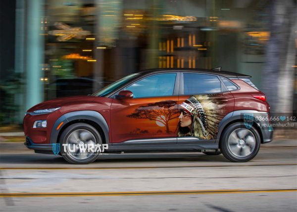 Dán decal xe Kona cô gái thổ dân