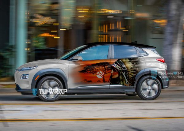 Dán decal xe Kona cô gái thổ dân
