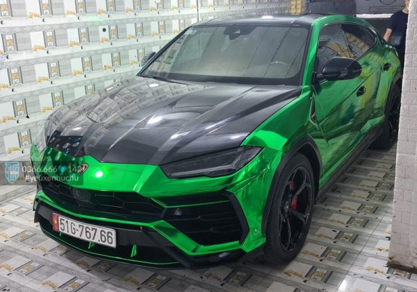 dán decal đổi màu ô tô lamborghini urus tại hà nội