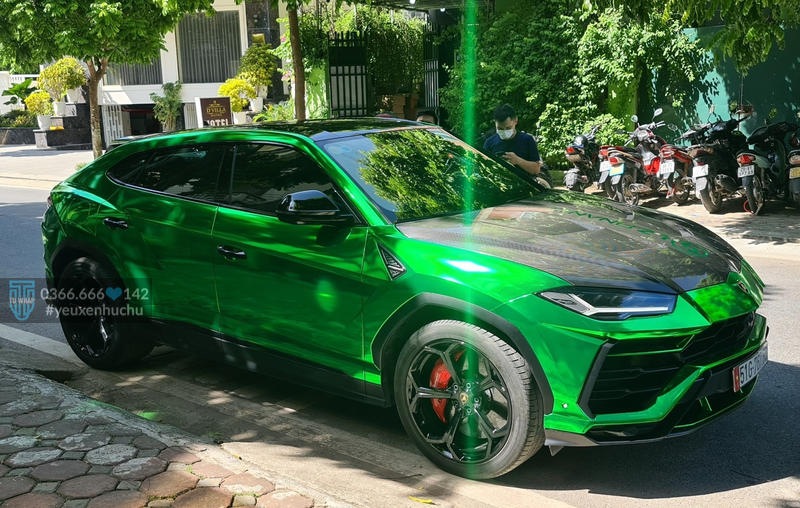 dan decal doi mau lamborghini urus 103